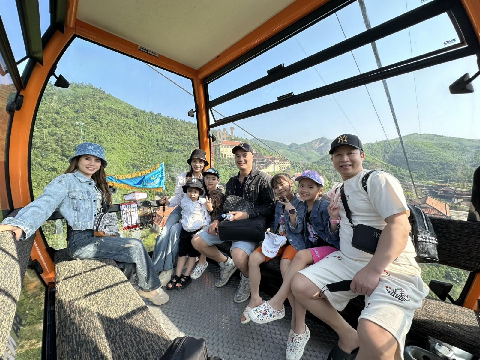 Lịch trình hoàn hảo để vừa xem pháo hoa quốc tế, vừa "ăn chơi hết mình" tại Bà Nà
